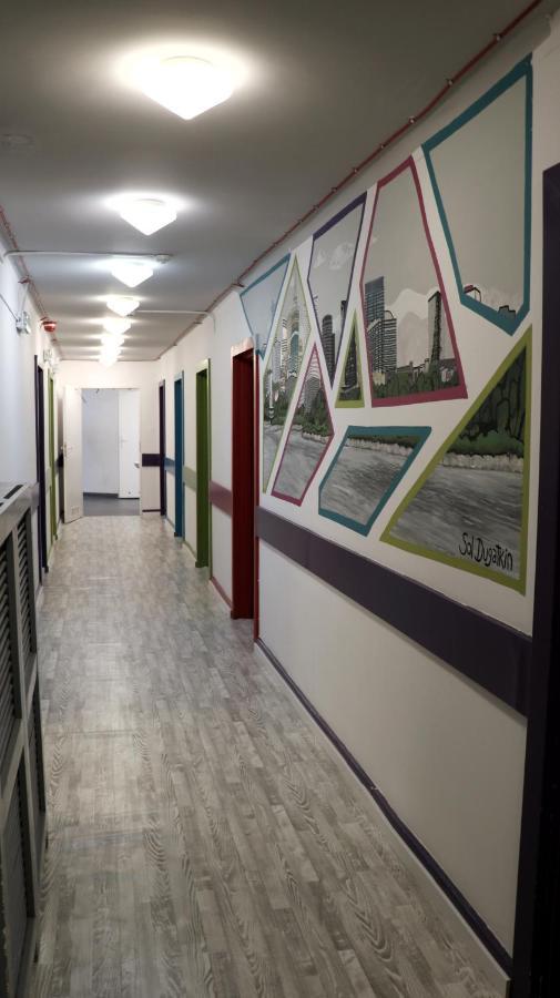 Sanera Hostel Warsaw Exterior photo