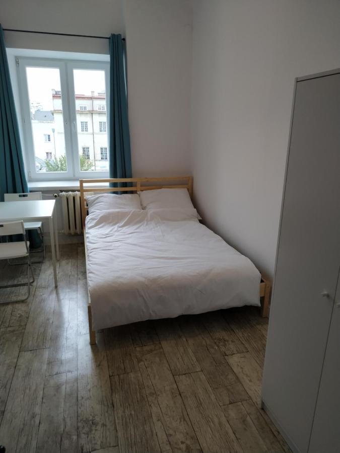 Sanera Hostel Warsaw Exterior photo